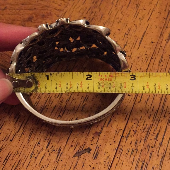 Purple bracelet, cuff. - Picture 6 of 7